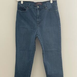 00015 Gloria Vanderbilt Amanda Jeans Women’s SZ14 Average Denim Straight